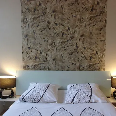 D'hotes Le Gilliard Bed & Breakfast 3*